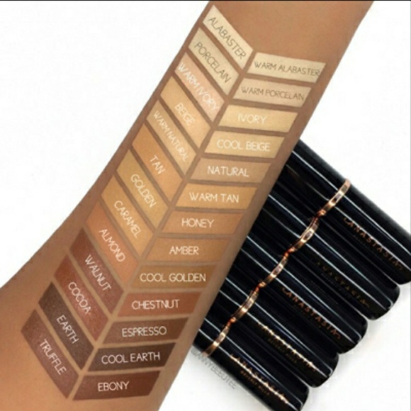 Anastasia stick Foundation - Picture 2 of 4